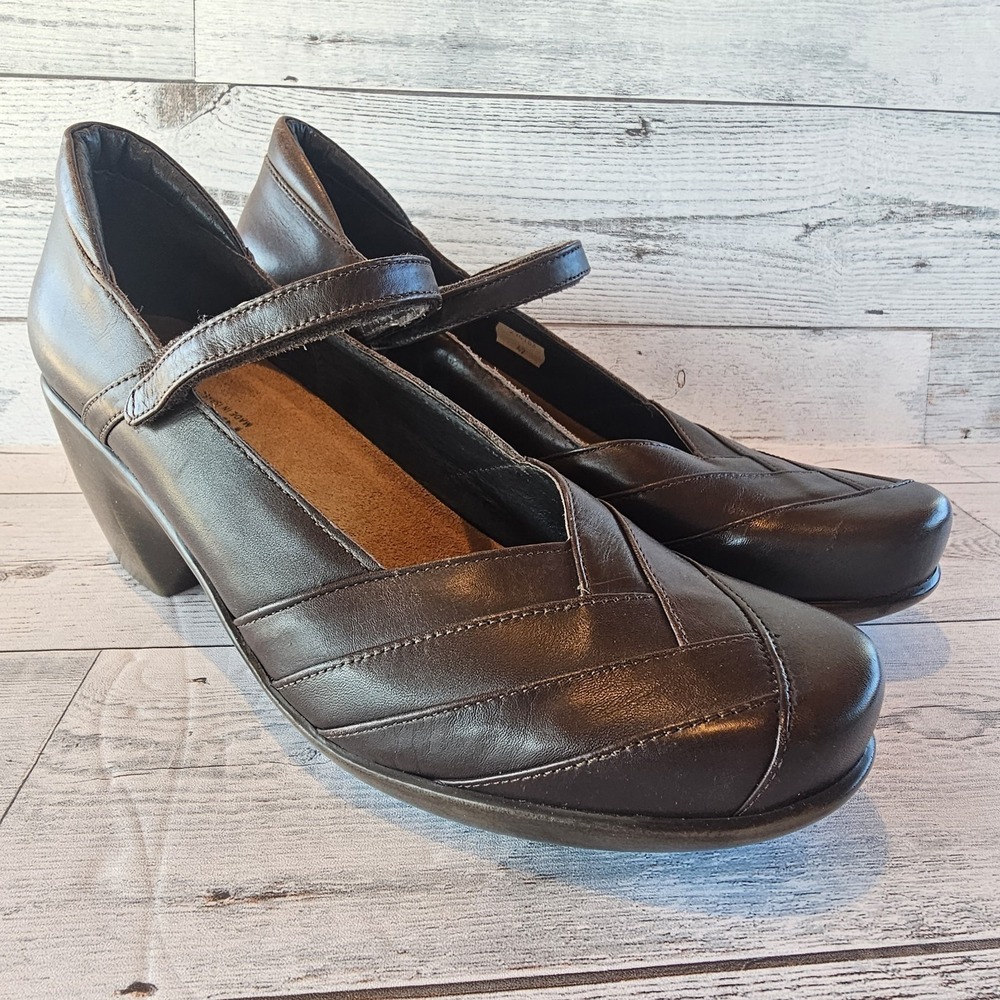 Naot Brown Leather Mary Jane Heels
